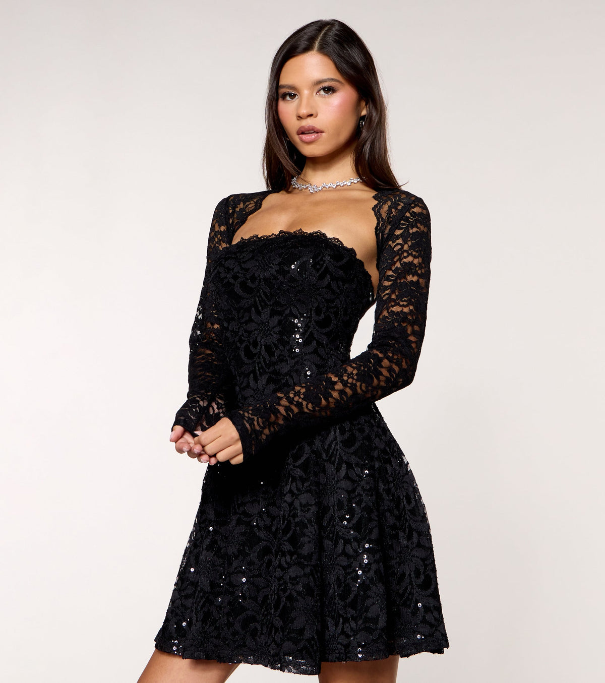 Lace On Cue Scallop Bolero